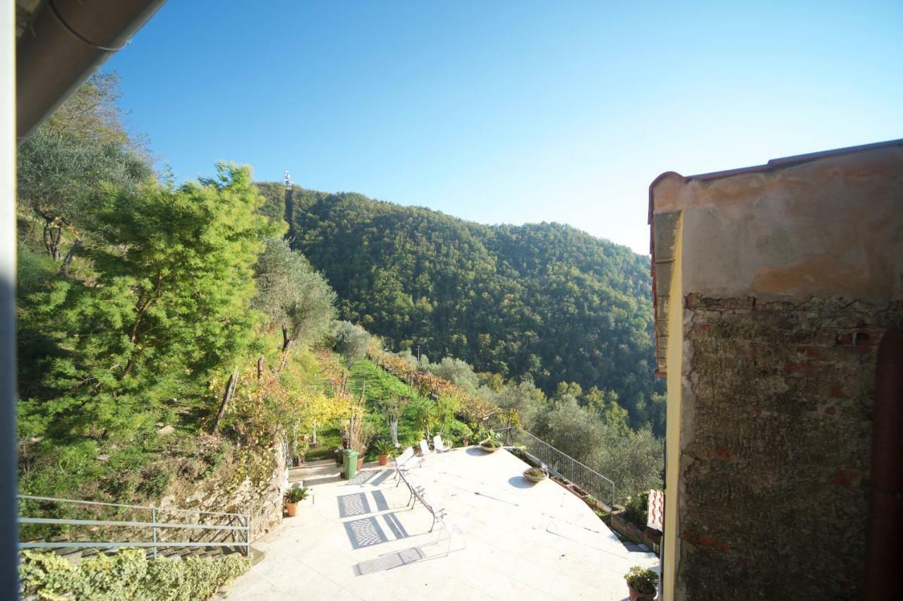 Al Vecchio Convento Mare E Monti Bed & Breakfast Ortonovo Bagian luar foto